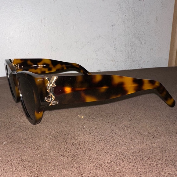 Saint Laurent Accessories - Saint Laurent YSL Tortoiseshell Cateye Sunglasses 1:1
